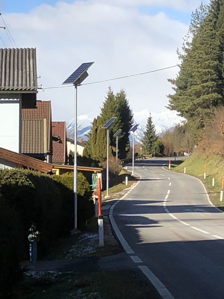 Solarbetriebene Straßenbeleuchtung LED