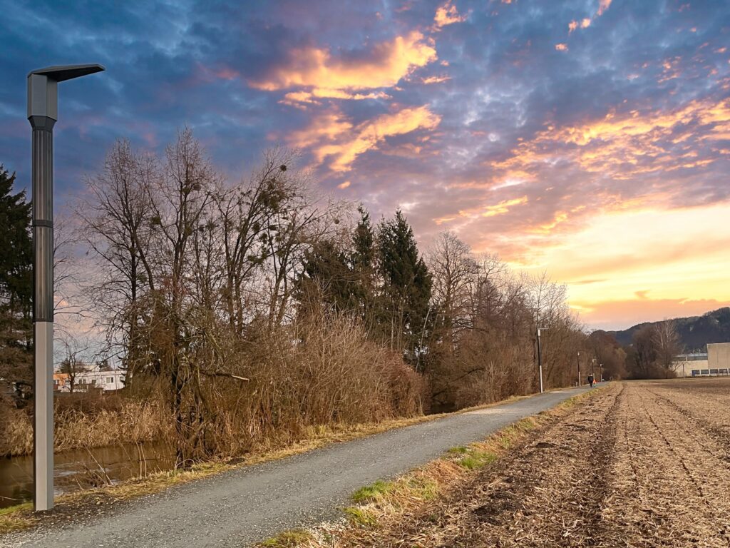 Solare Straßenbeleuchtungsanlagen – effizient und leistungsstark